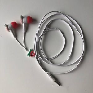 Limited edition chobani Bizzy Buzzy earbuds